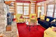 ล็อบบี้ Lake Retreat by Bretton Woods Vacations