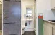 In-room Bathroom 4 Your Apartment I Clifton Village