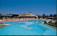 Hồ bơi 6 Hotel Club Baia Samuele