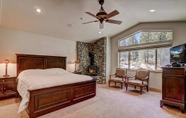 Bedroom 2 Redwood Refuge