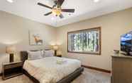 Bilik Tidur 7 Tahoe Woods Villa