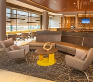 Lobby 6 SpringHill Suites by Marriott Frederick