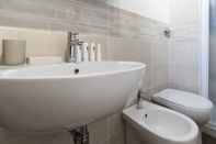 In-room Bathroom Italianway - Paisiello 4