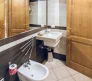 In-room Bathroom 7 Leano Agriresort - Superior Double Room