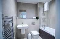 Toilet Kamar Kelham Gate Luxe Apartments