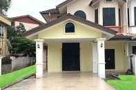 Exterior Hanna Homestay Kangar