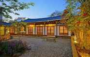 Exterior 5 Hanok Mibbeum