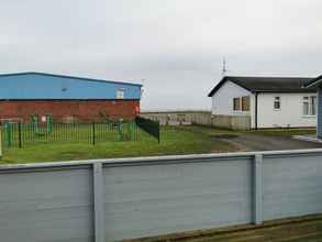 Exterior 4 Captivatingly Stunning 2-bed Chalet in Bridlington