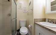 In-room Bathroom 2 Gulf Access #B 2-bedroom w/ Heated Pool