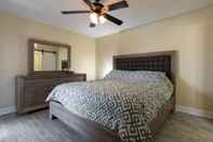 Bedroom Gulf Access #B 2-bedroom w/ Heated Pool