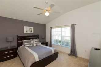 Kamar Tidur 4 345 West Haven