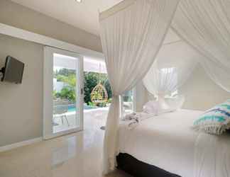 Kamar Tidur 2 Romantic Jungle Villa, 1 BR, Ubud With Staff