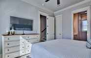 Phòng ngủ 5 Ciboney Chateau Golf Cart New Luxury