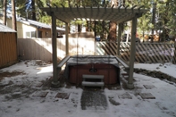 Common Space Pet Friendly, Covered Hot Tub, Walk To The Beach