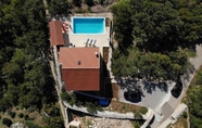 Nearby View and Attractions 7 Holiday Home-big Swimming Pool-amazing Views