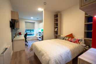 Bilik Tidur 4 City Centre Studio - Sparkford Road