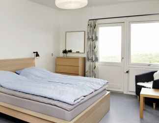 Kamar Tidur 2 Stunning 2-bed Apartment at the Beach, 12C