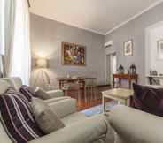 Common Space 3 Piazza del Popolo Elegant Apartment