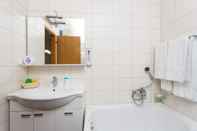 In-room Bathroom Apartments Oliva