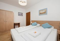 Bedroom 4 Aquamarina Misdroy Apartments by Renters