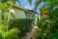 Exterior Key West Cottage, Beach, Shops & Restaurants, Pool, Downtown, The Square, Kravis Center