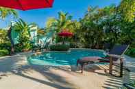 Kolam Renang The Savannah, Downtown, Restaurants, Pool, Beach, Cafes, The Square, Kravis Center