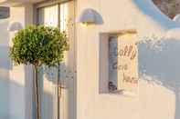 Exterior Beautiful 4-bed Cave House Near Fira, Private Pool