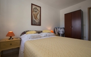 Kamar Tidur 5 Apartment Slatina