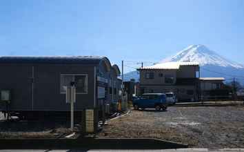 Exterior 4 Skyhouse2 Kawaguchiko Station