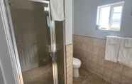 Toilet Kamar 3 Seaway Motel