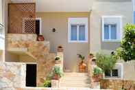 Exterior Stunning Comfortable Family House in Chania