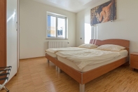 Kamar Tidur Pool Apartment Debeli Rtič 3