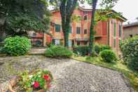 Exterior Camogli Bright Apartment with Parking