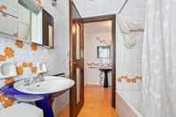 In-room Bathroom Camogli Bright Apartment with Parking