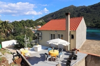 Ruang Umum Apartments Belin Mljet