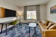 Ruang Umum Fairfield Inn & Suites by Marriott Dallas Love Field