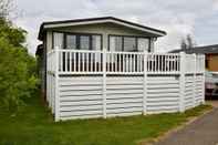 Exterior Lovely 3-bed Cottage in Ely