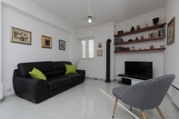 Common Space Apartment Perina