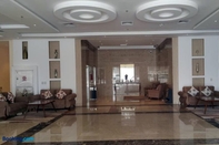 Lobi Almansour Park Inn Hotel & Apartment