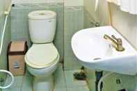 Toilet Kamar Viet Hung 8 Hotel