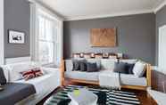 Bedroom 5 The Notting Hill Escape - Modern & Bright 3bdr Flat With Balcony