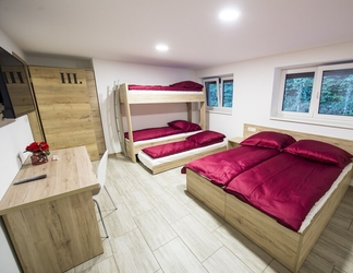 Kamar Tidur 2 Guesthouse Urša