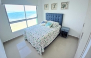 Bedroom 4 Lujoso Apartamento Frente al Mar