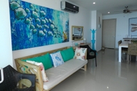 Lobby Lujoso Apartamento Frente al Mar