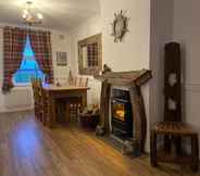 Lobby 2 Sea View Cottage Lake District Coast, Haverigg