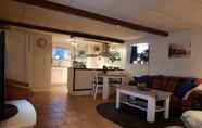 Common Space 4 Cosy 2 bed Apartment in the Countryside