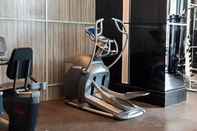 Fitness Center Fully Furnished with Modern Design 1BR Brooklyn Apartment