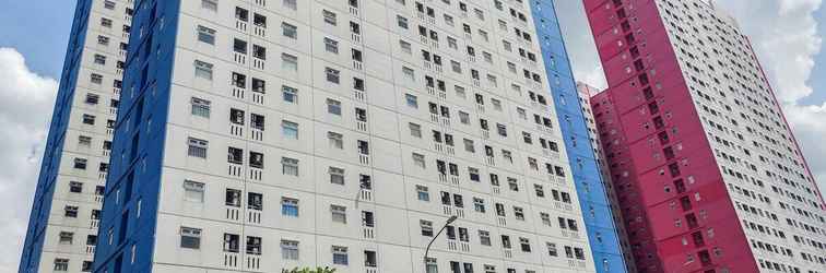 Exterior Furnished Green Pramuka City 2BR Apartment near Mall