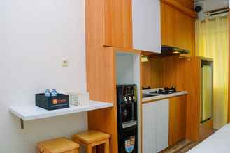 Kamar Tidur 4 Cozy Modern Studio at Lagoon Apartment near Bekasi Town Square