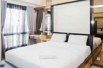 Kamar Tidur 4 Fabulous Studio Room at Scientia Residence Apartment